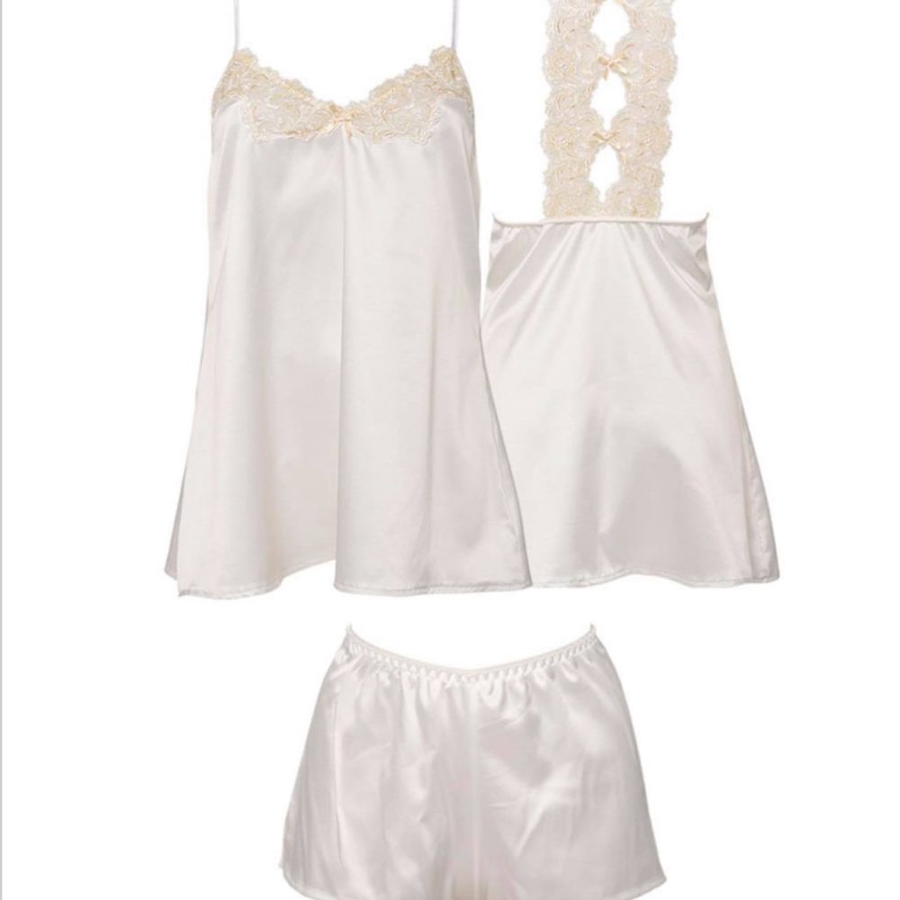 Baby doll από σατέν με εντυπωσιακό τελείωμα στην πλάτη! Ιδανικό για το νυφικό σου σετ! - Image 2