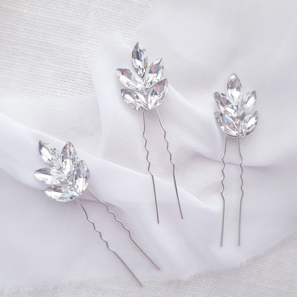 “Blossom” set of 3 crystal hair pins! - Image 2