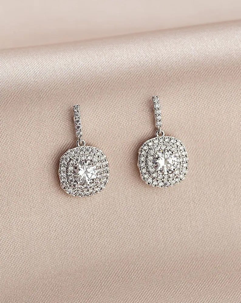 “Gigi” κομψά σκουλαρίκια, επιπλατινομένα  με κρυσταλλάκια ζιργκόν! - Image 3