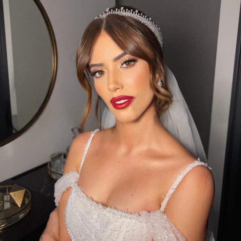 “Danae” μία πριγκιπική νυφική τιάρα εξολοκλήρου με πέτρες ζιργκόν που αγκαλιάζει το κεφάλι περιμετρικά!