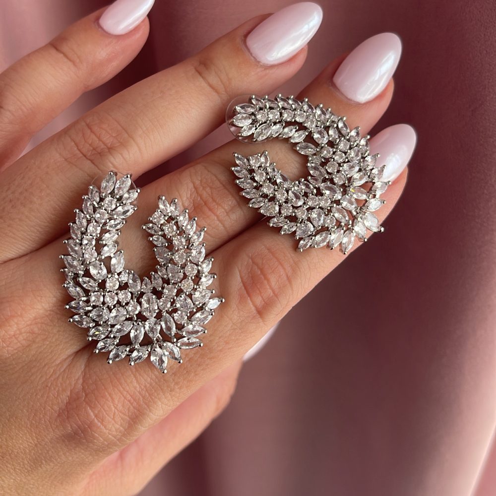 “Grace” η απόλυτη τάση στα σκουλαρίκια statement! Γεμάτα με κρύσταλλα ζιργκόν και επιχρύσωση! - Image 2