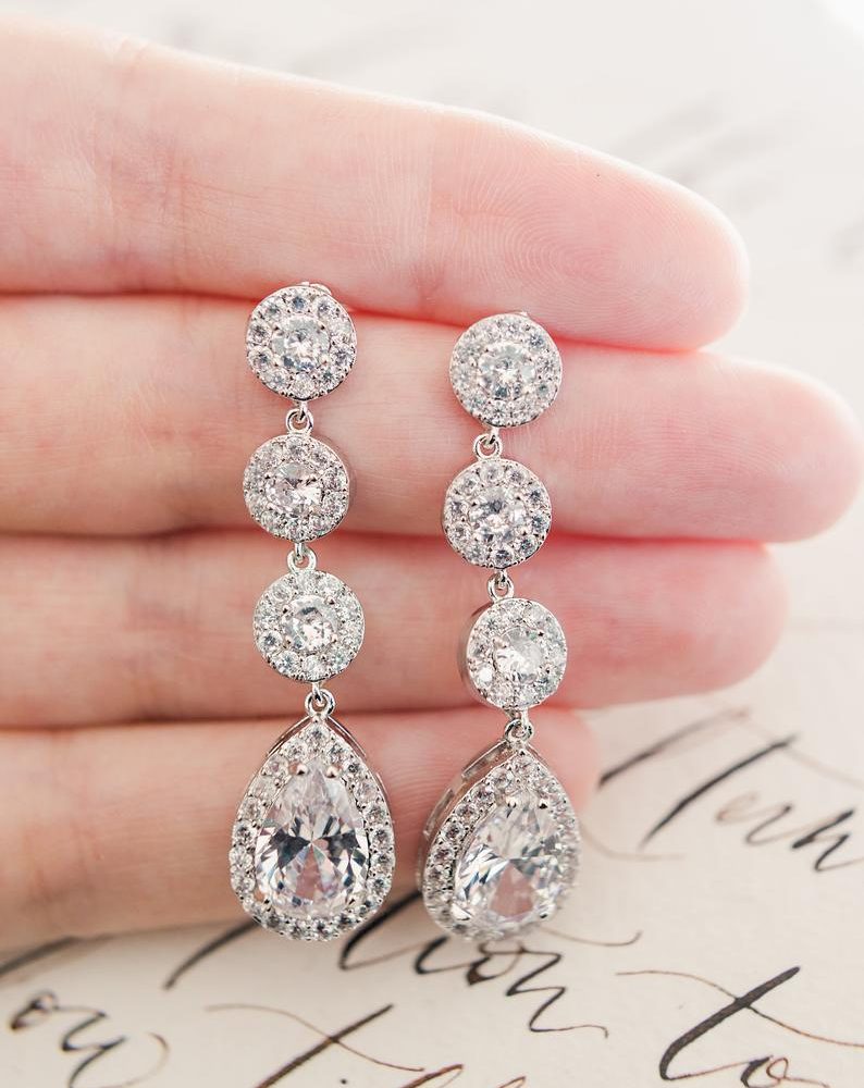 ''Joy'' σκουλαρίκια εξαιρετικής ποιότητας , με ζιργκόν κρύσταλλα που θα χαρίσουν λάμψη σε όποια εμφάνιση τα επιλέξετε! - Image 4