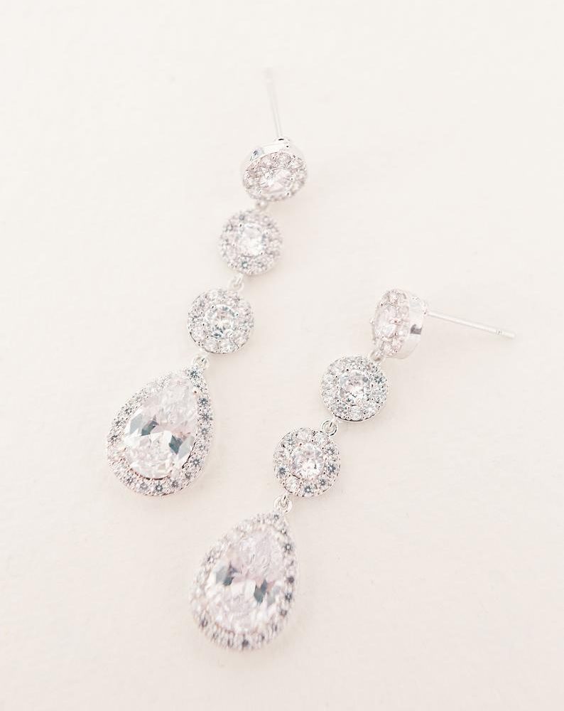 ''Joy'' σκουλαρίκια εξαιρετικής ποιότητας , με ζιργκόν κρύσταλλα που θα χαρίσουν λάμψη σε όποια εμφάνιση τα επιλέξετε! - Image 2