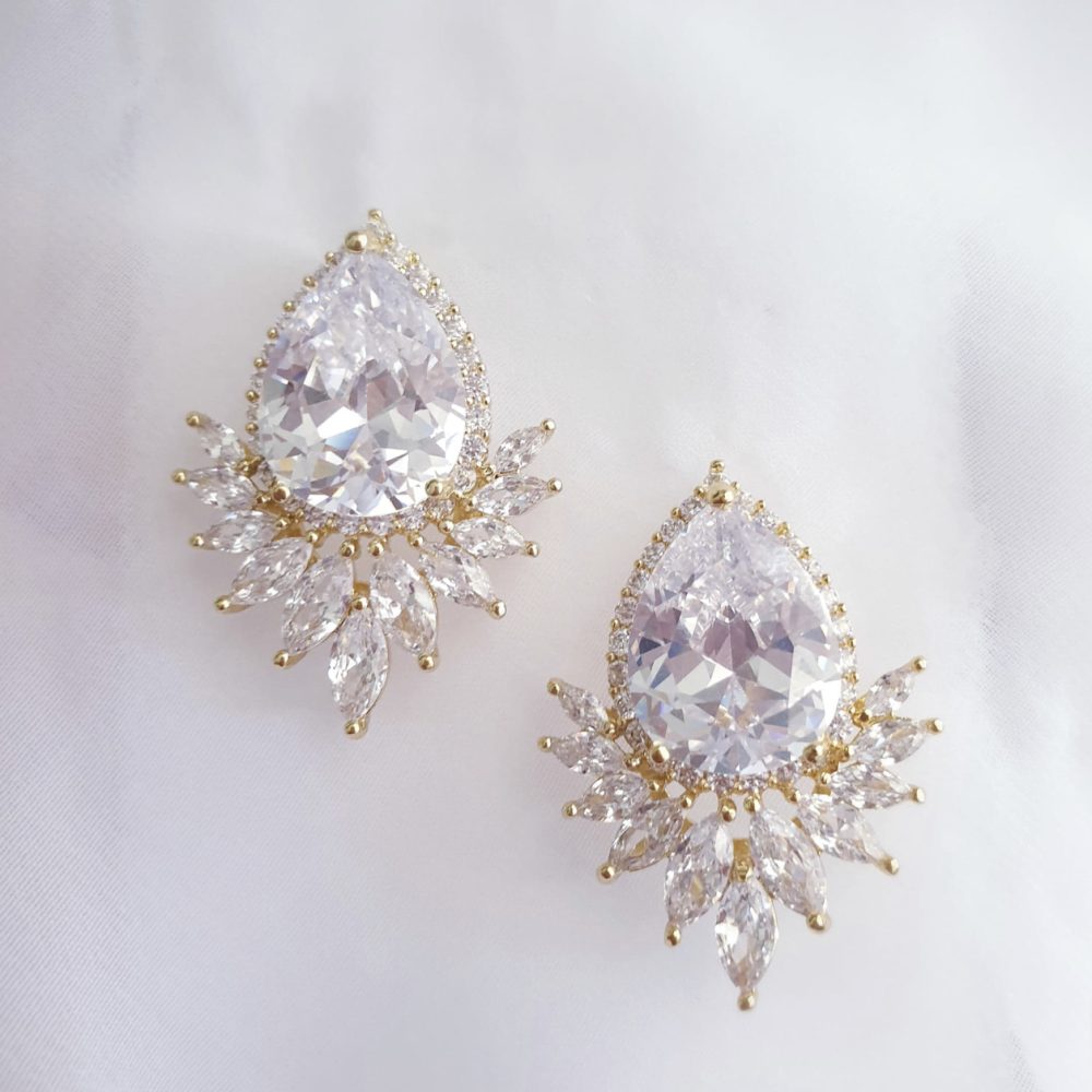 ”Gloria” statement σκουλαρίκια σε χρυσό! Με κρύσταλλα ανώτερης ποιότητας και καθαρότητας! - Image 3