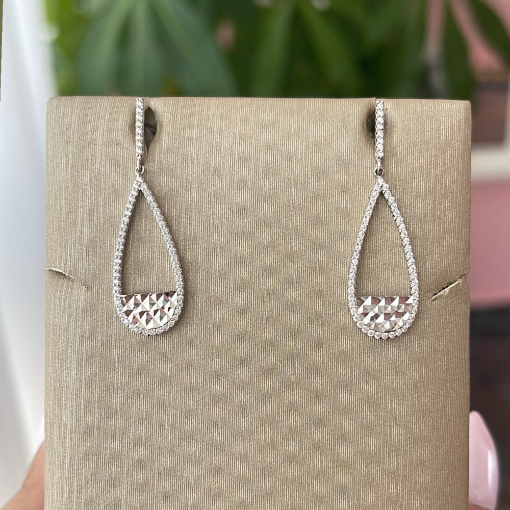 “Loops” σκουλαρίκια από την Bridal σειρά μας με καθαρό ασήμι 925. - Image 1