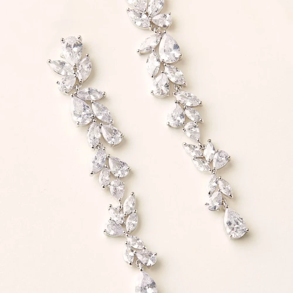 “Radiant” πανέμορφα μακριά σκουλαρίκια, επιχρυσωμένα με εξαιρετικής ποιότητας λαμπερά ζιργκόν! - Image 5