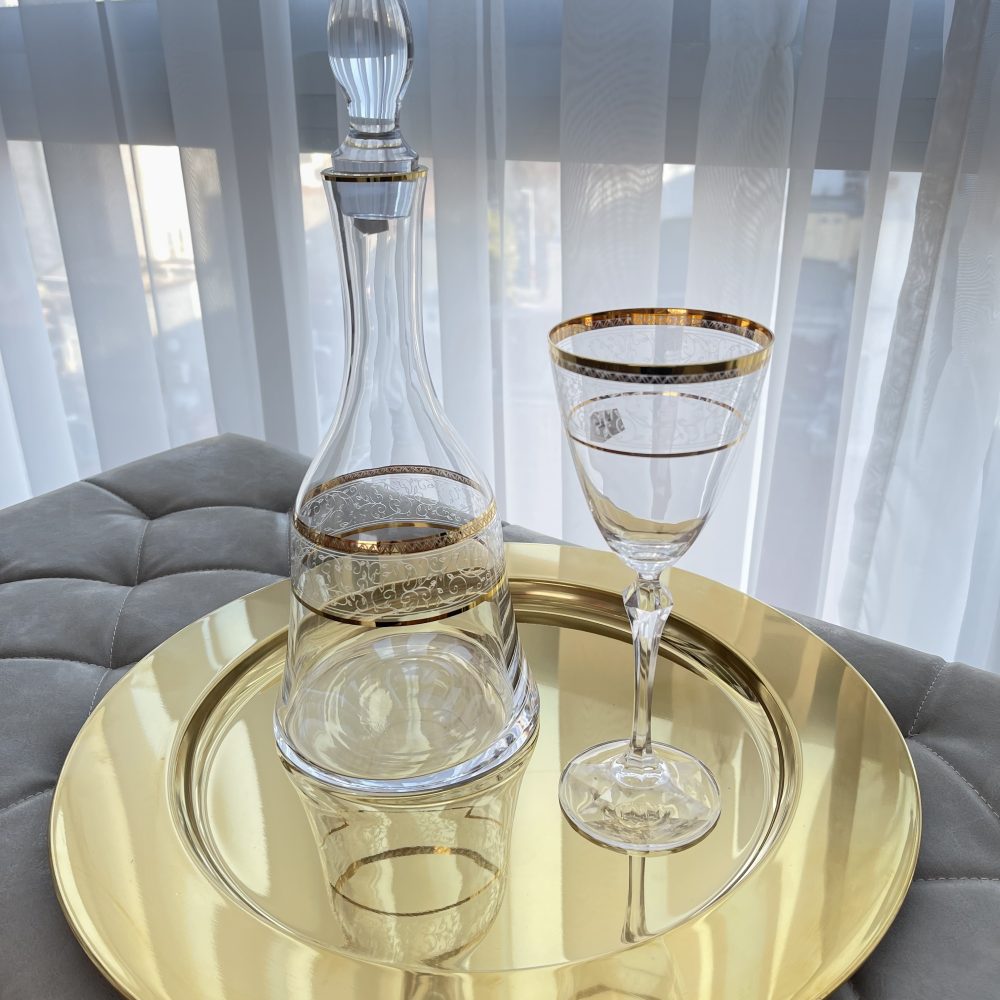 Εντυπωσιακό σετ κρασιού, με χρυσές λεπτομέρειες και κορυφαίας ποιότητας κρύσταλλα Βοημείας! - Image 2