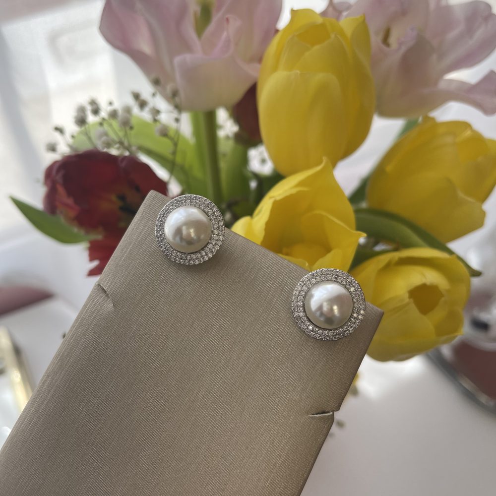 «Ricks» όμορφα σκουλαρίκια με μεγάλη κεντρική πέρλα & στεφάνι από ζιργκόν! - Image 1