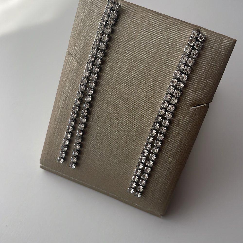 «Kony» στυλάτα μακριά σκουλαρίκια!