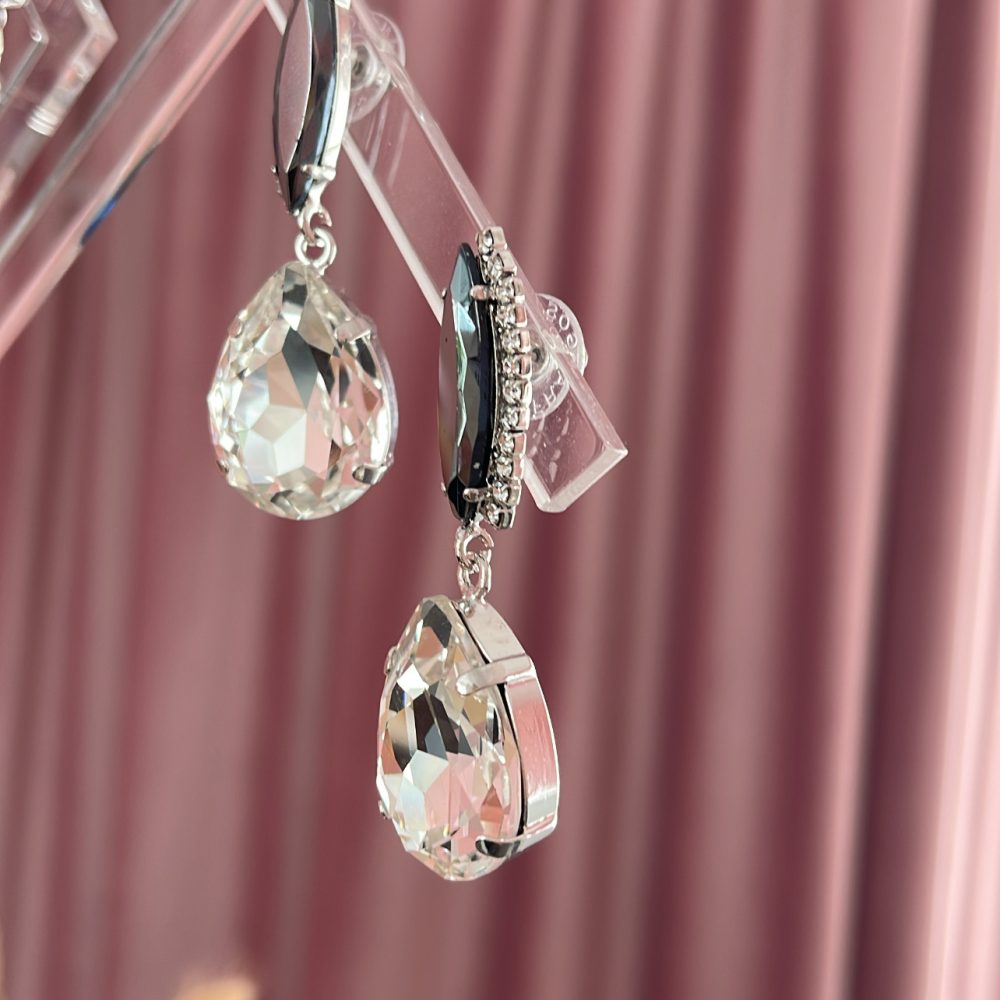 “Phynix” μακριά σκουλαρίκια με μεγάλο κεντρικό κρύσταλλο Swarovski! - Image 2