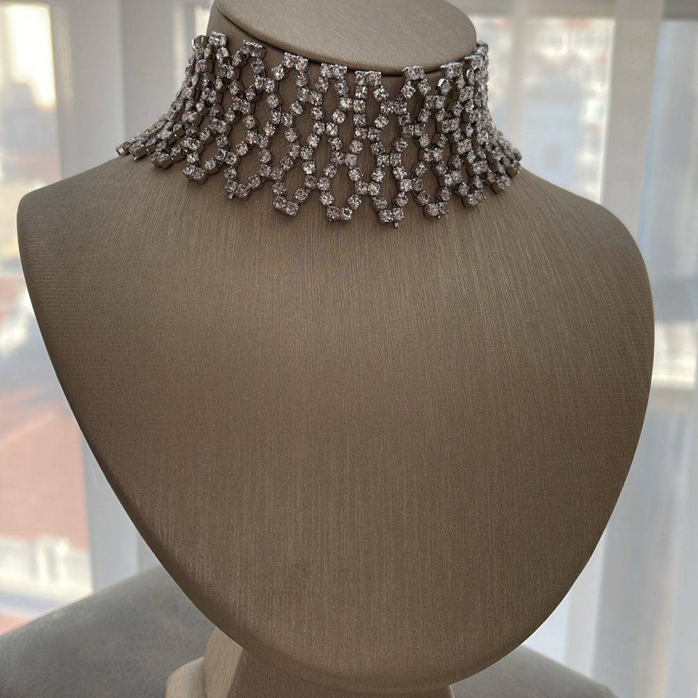 “Embrace” ultimate choker με λαμπερά Swarovski και αυξομειώμενο κούμπωμα! - Image 2