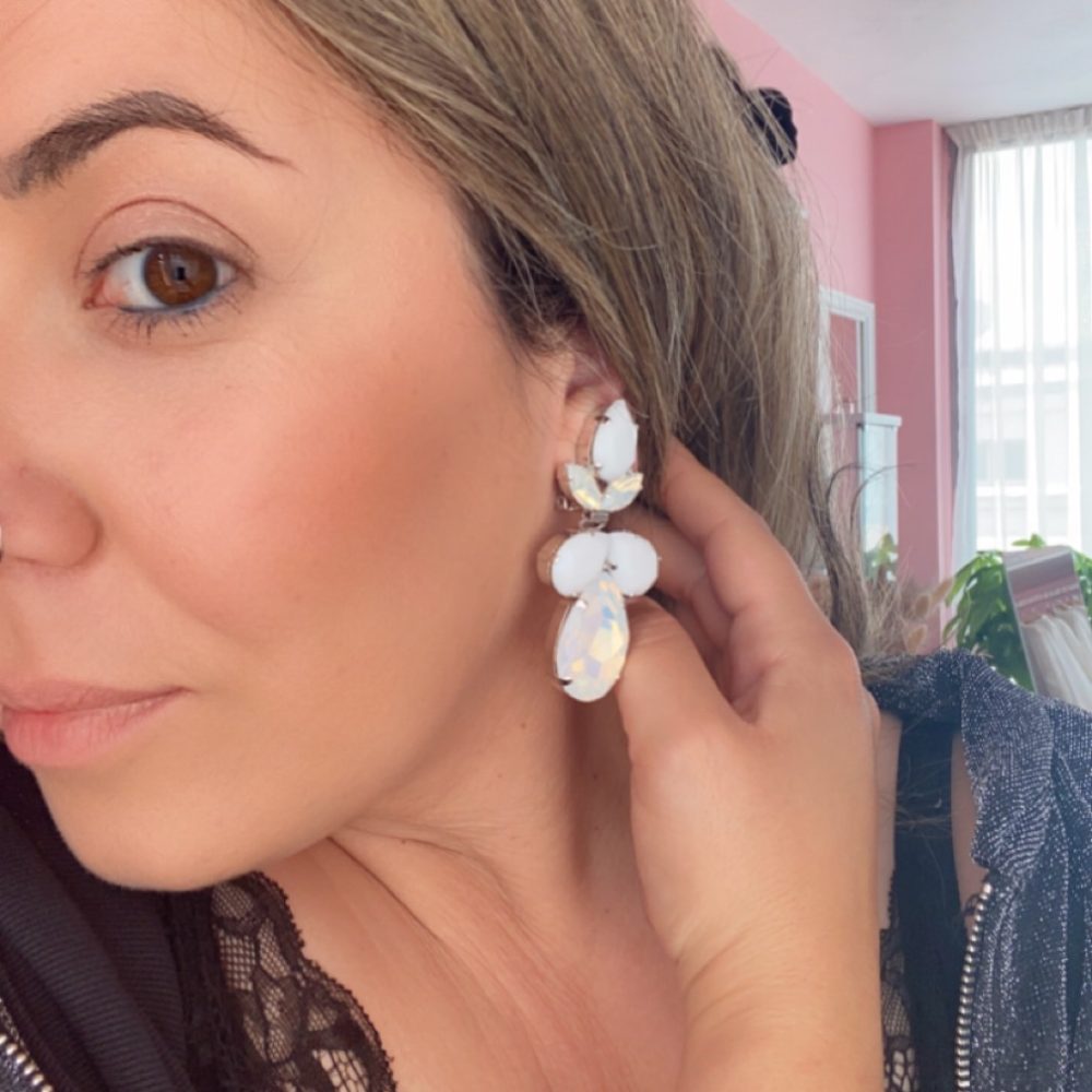 “White Goddess” πανέμορφα oversized σκουλαρίκια, με λευκά & γαλακτερά γνήσια Swarovski! - Image 2