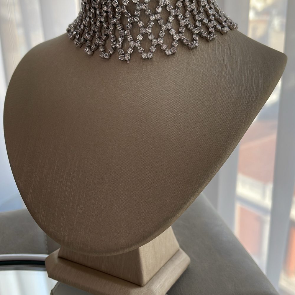 “Embrace” ultimate choker με λαμπερά Swarovski και αυξομειώμενο κούμπωμα! - Image 3