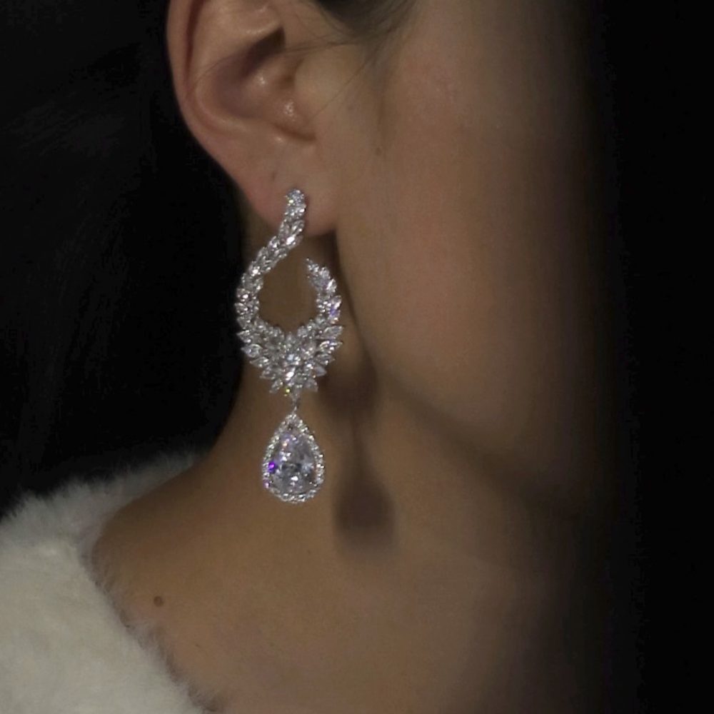 «Pristine» εξαιρετικού σχεδιασμού σκουλαρίκια από επιπλατινωμένο ασήμι & εξαιρετικής ποιότητας ζιργκόν! - Image 2