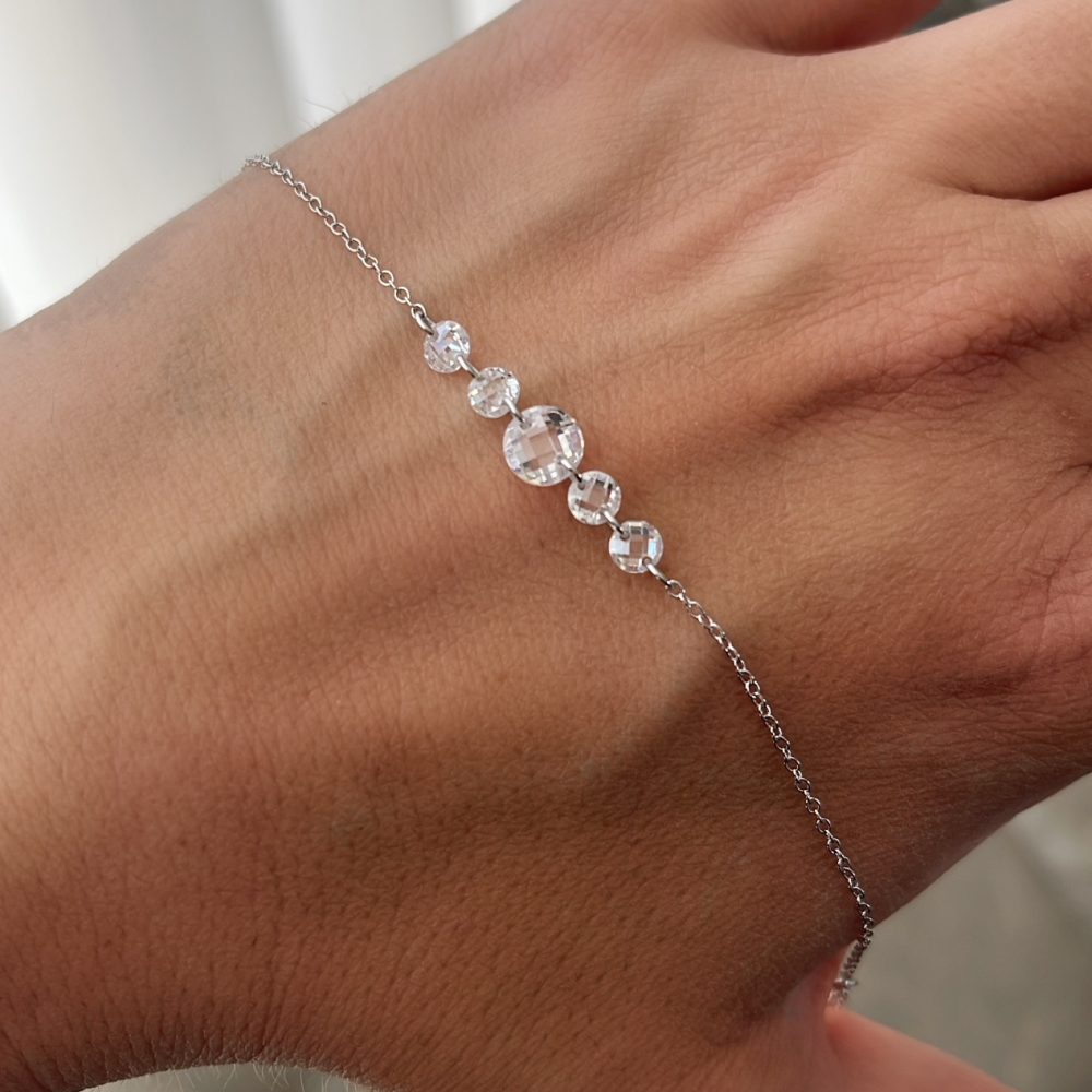 “Kalon” πανέμορφο βραχιόλι minimal σχεδιασμού! Ασήμι •925 με λαμπερές διάφανες ημιπολύτιμες πέτρες! - Image 2