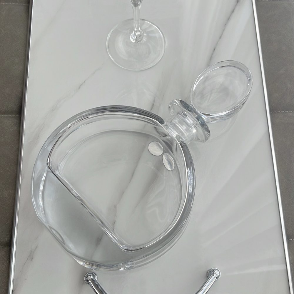 Μοντέρνο σετ κρασιού 3τμχ.! Δίσκος όψη μαρμάρου και κρύσταλλα κορυφαίας ποιότητας! - Image 2