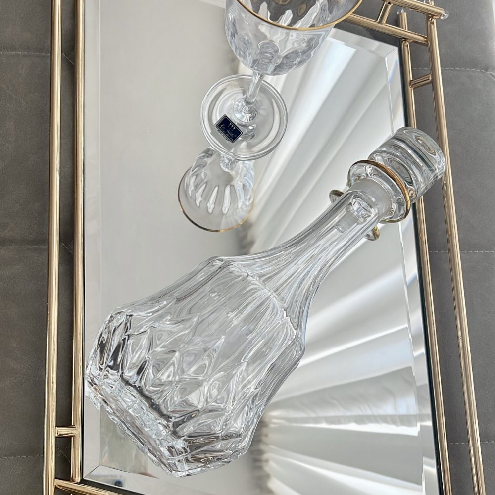 Εντυπωσιακό σετ κρασιού 3τμχ. Ασύμμετρος δίσκος με καμπύλες και κρυσταλλα κορυφαίας ποιότητας! - Image 2