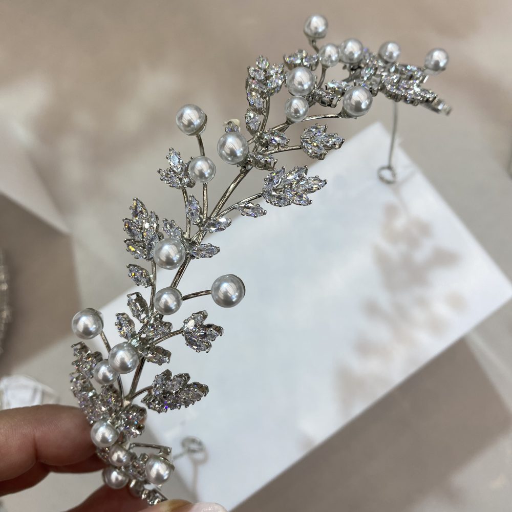 “Justin” ρομαντική στέκα με εξαιρετικής ποιότητας , υπέρλαμπρα ζιργκόν & πέρλες! - Image 6