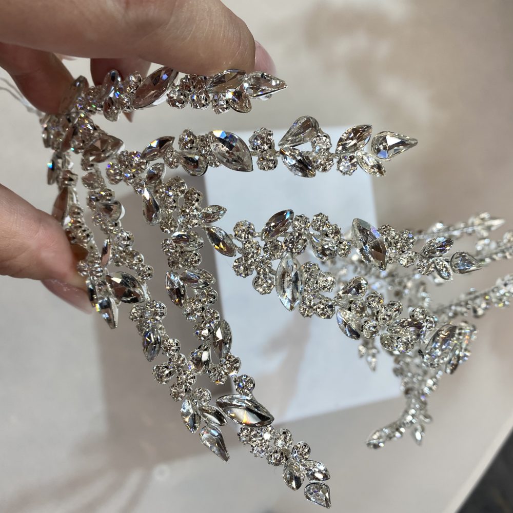 “Bella Dona” λαμπερό headpiece στολισμένο με διάφανα κρύσταλλα! - Image 4