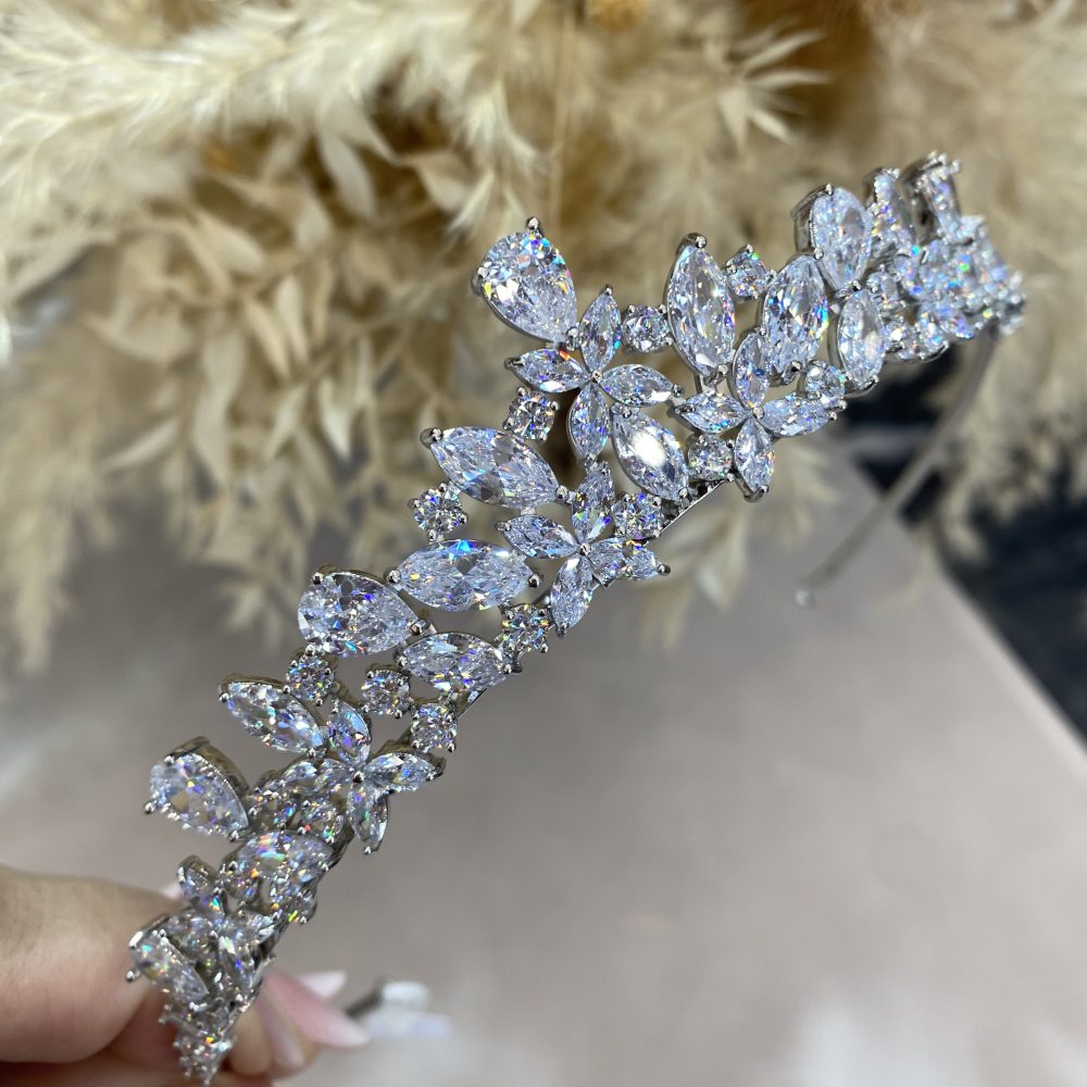 “Sillia” τιάρα με εξαιρετικής ποιότητας λαμπερούς κρύσταλλους ζιργόν! - Image 12