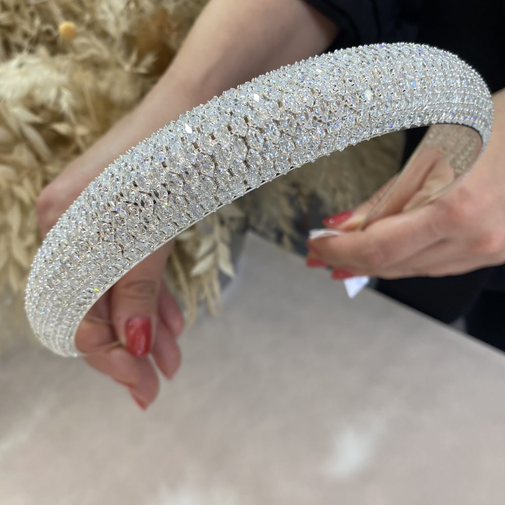 «Effortless» στυλάτο headpiece, μοναδικού σχεδιασμού! Εξολοκλήρου στολισμένο με υπέρλαμπρα ζιργκόν! - Image 2