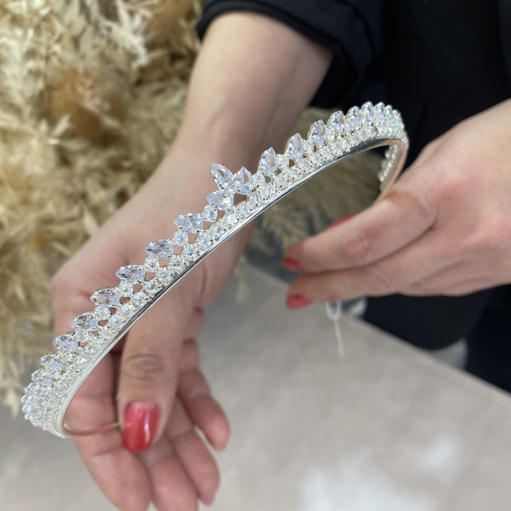 «Perfect Tiara» πανέμορφη περιμετρική τιάρα! Με γεμάτη λάμψη & διακριτικό μέγεθος! - Image 3