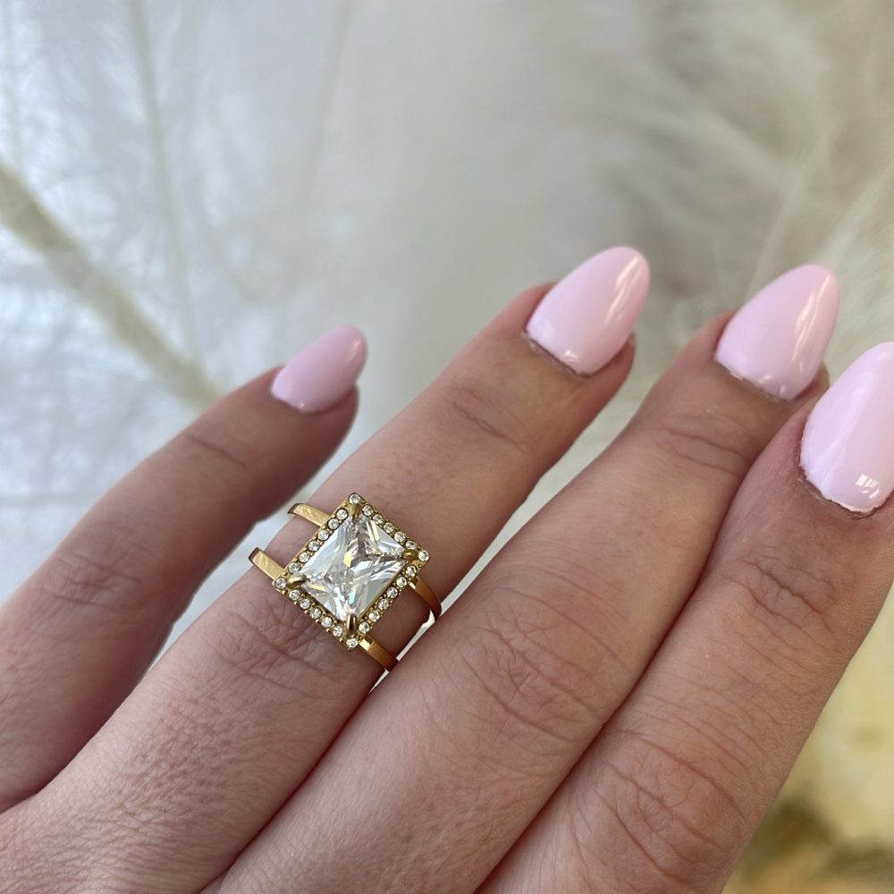 Δαχτυλίδι με βάση ατσάλι & κεντρική πέτρα Swarovski! - Image 2