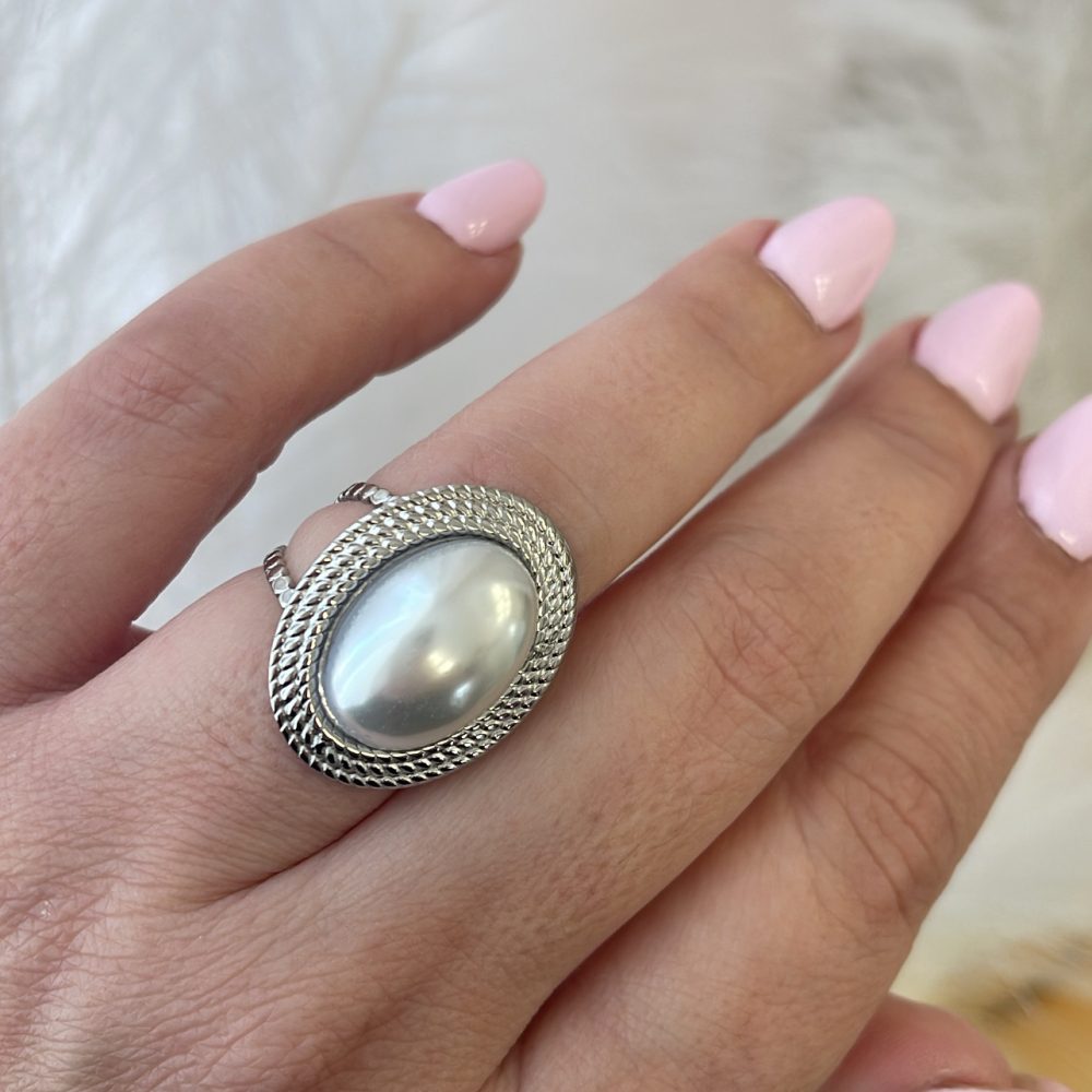 Δαχτυλίδι με βάση ατσάλι & κεντρική πέρλα!