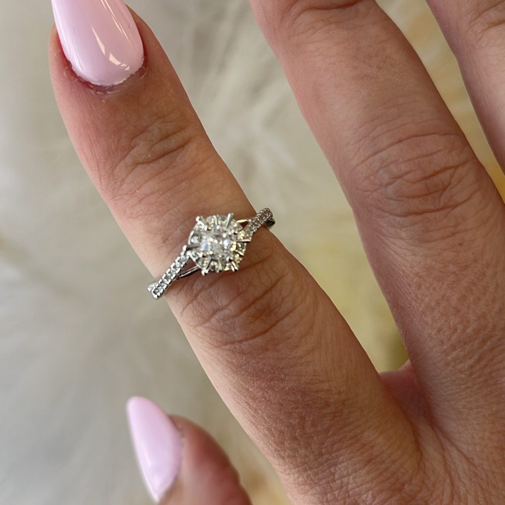 Δαχτυλίδι με βάση ατσάλι & ζιργκόν!