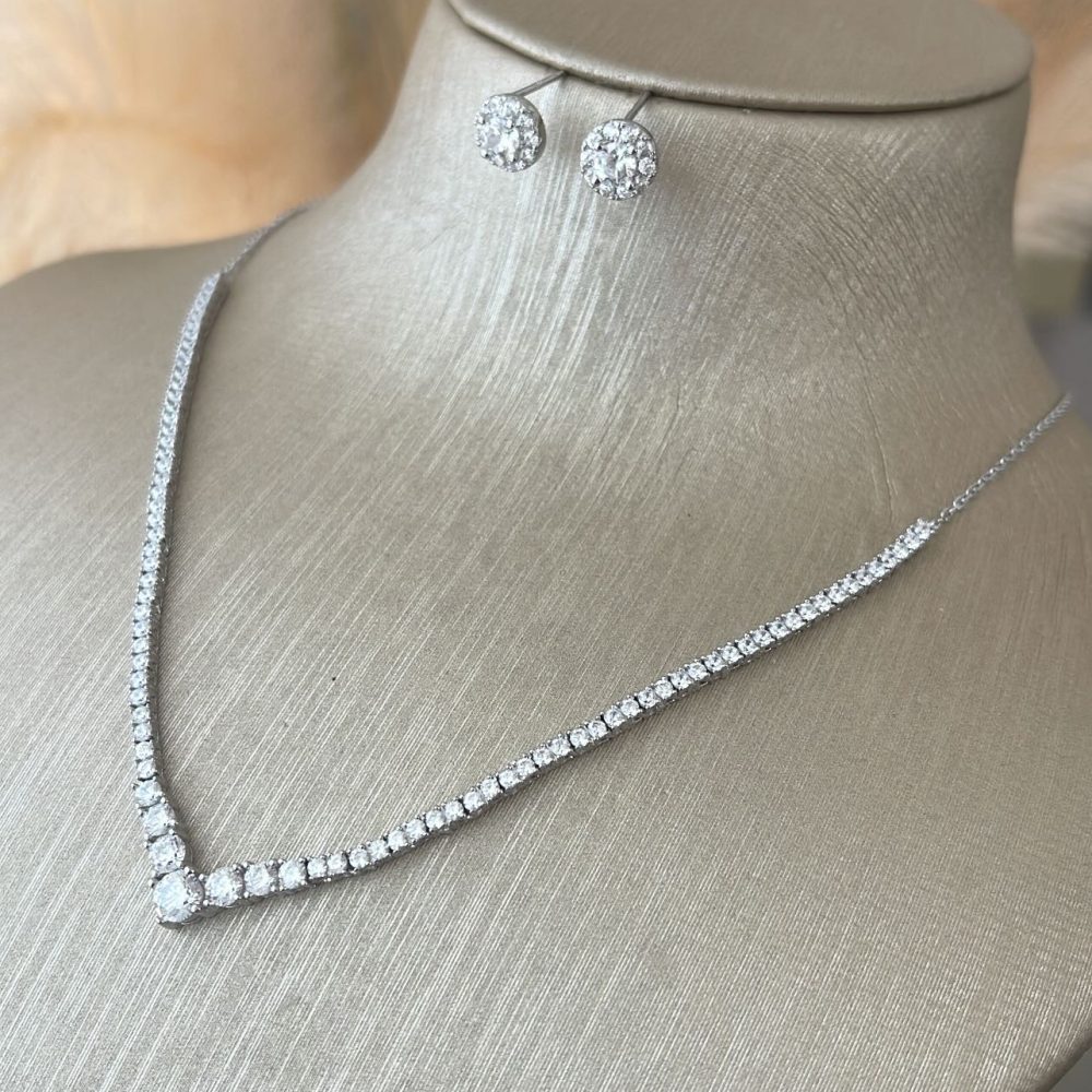 “Grateful” διαχρονικό σετ με υπέροχο κολιέ ριβιέρα & σκουλαρίκια! Από λαμπερό ασήμι 925• και ζιργκον!